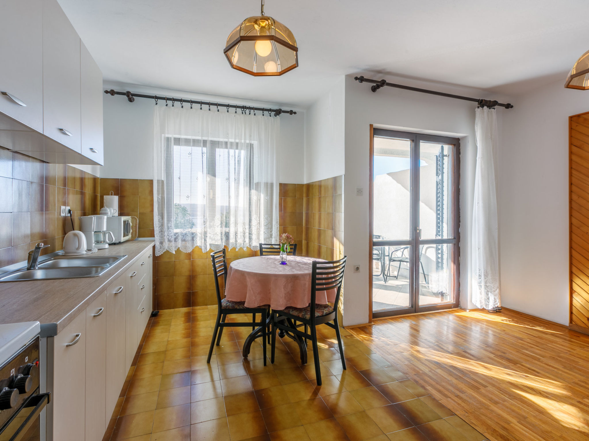 Photo of NIKO 1 / HR-07078-01