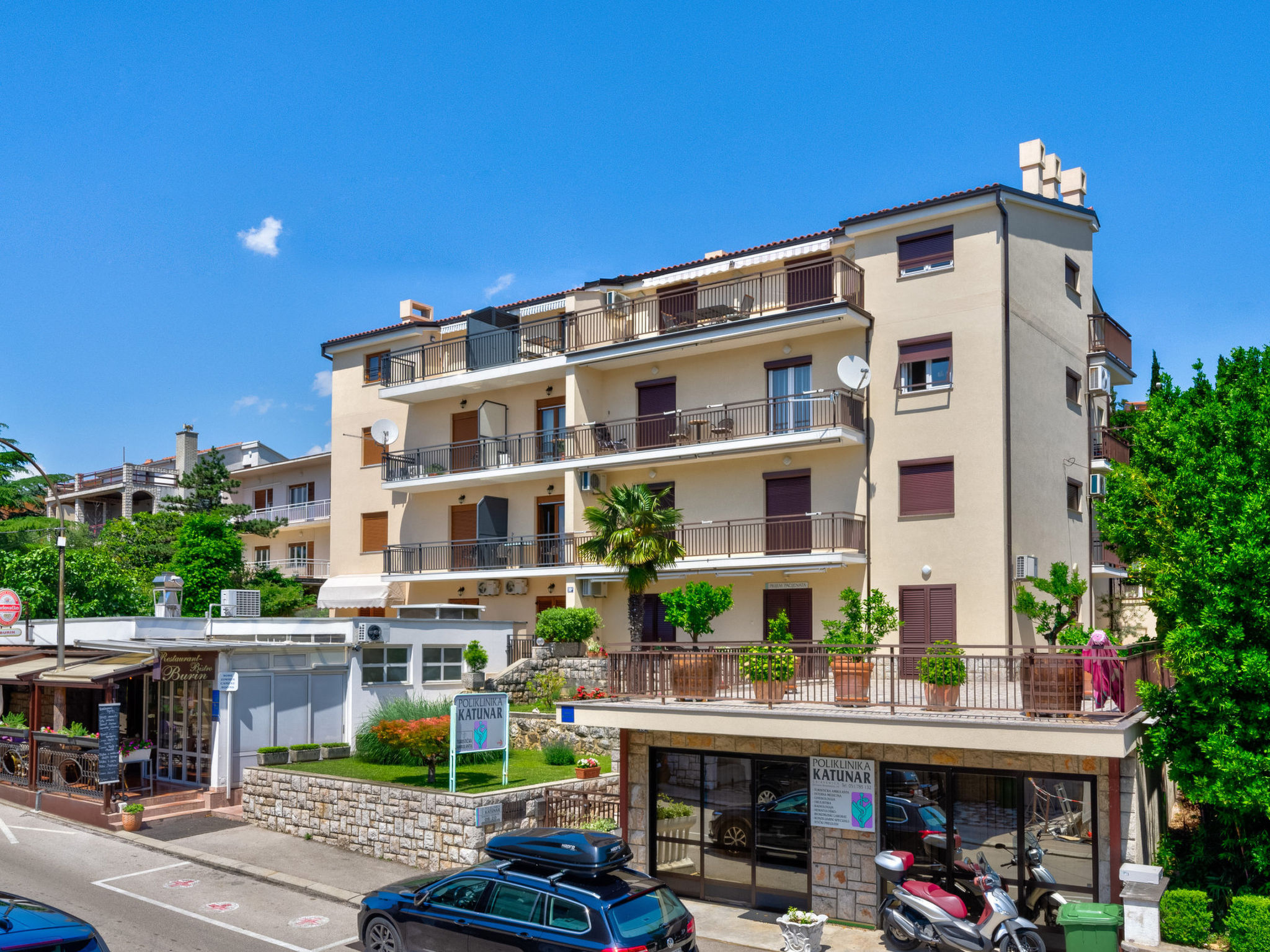 APARTMENTS NIKO Veliki / HR-10049-01 Apartment in Cirkvenica Riviera