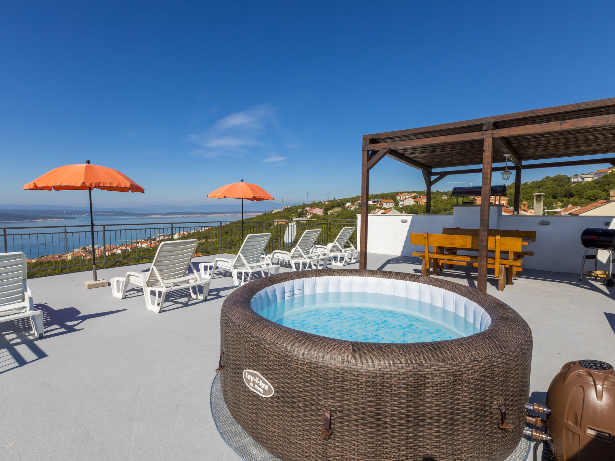 IVONA / HR-10013-01 Apartment in Cirkvenica Riviera