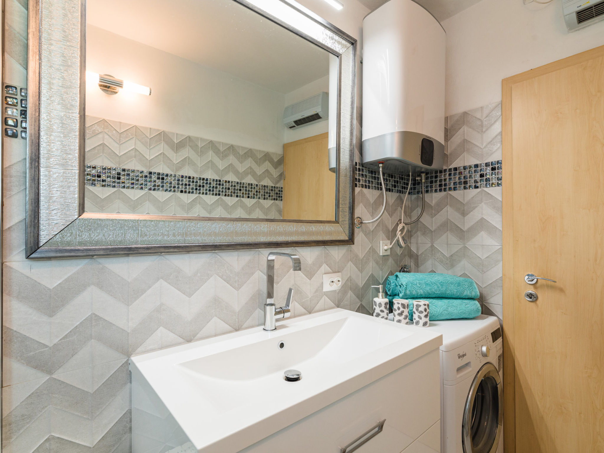 Photo of BENKO 2 / HR-10088-01