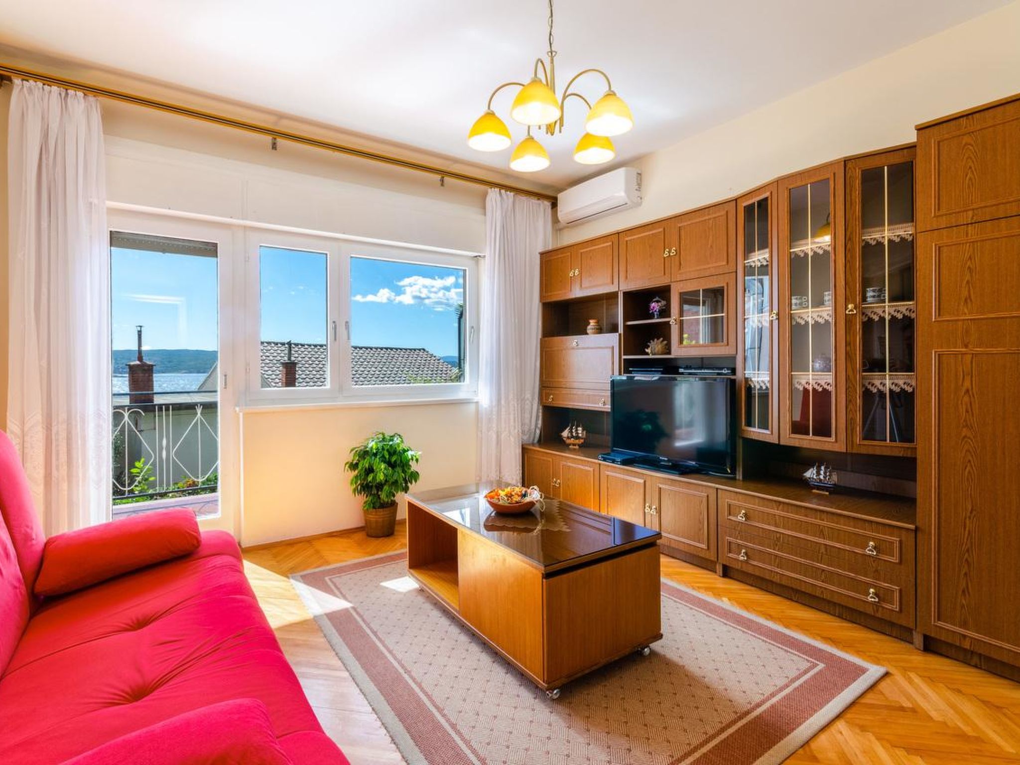 Photo of Smiljka 1 / HR-09436-01