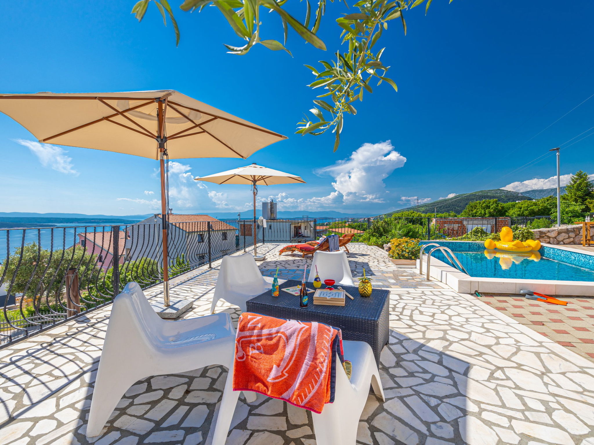 Photo of Lorelai / HR-10903-01