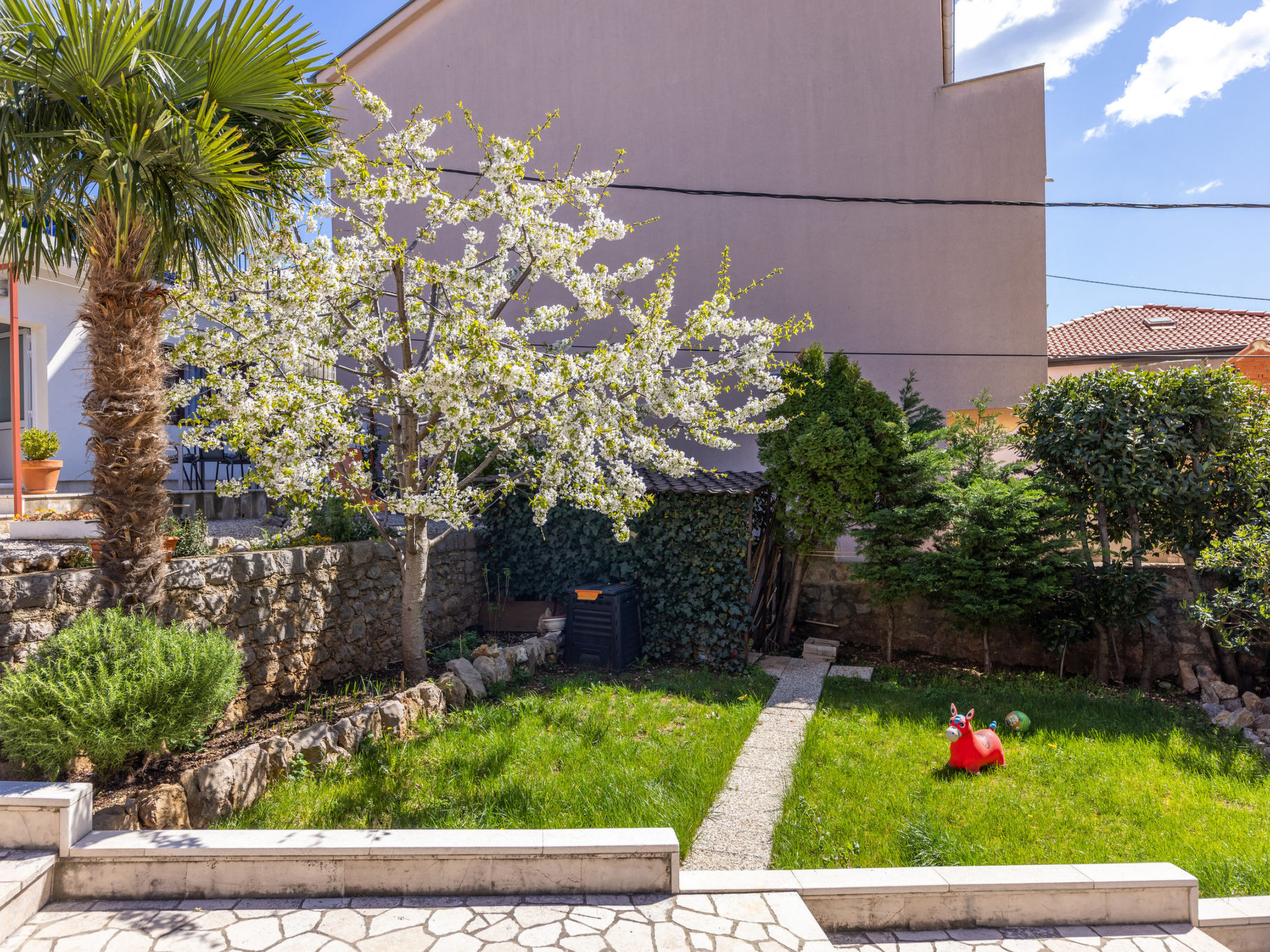 Photo of ROKO 1 / HR-08028-01