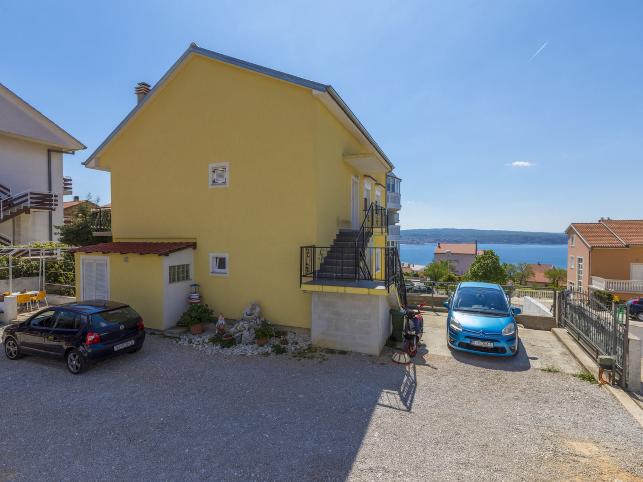 LUKA plavi 2 / HR-10238-02 - Outside