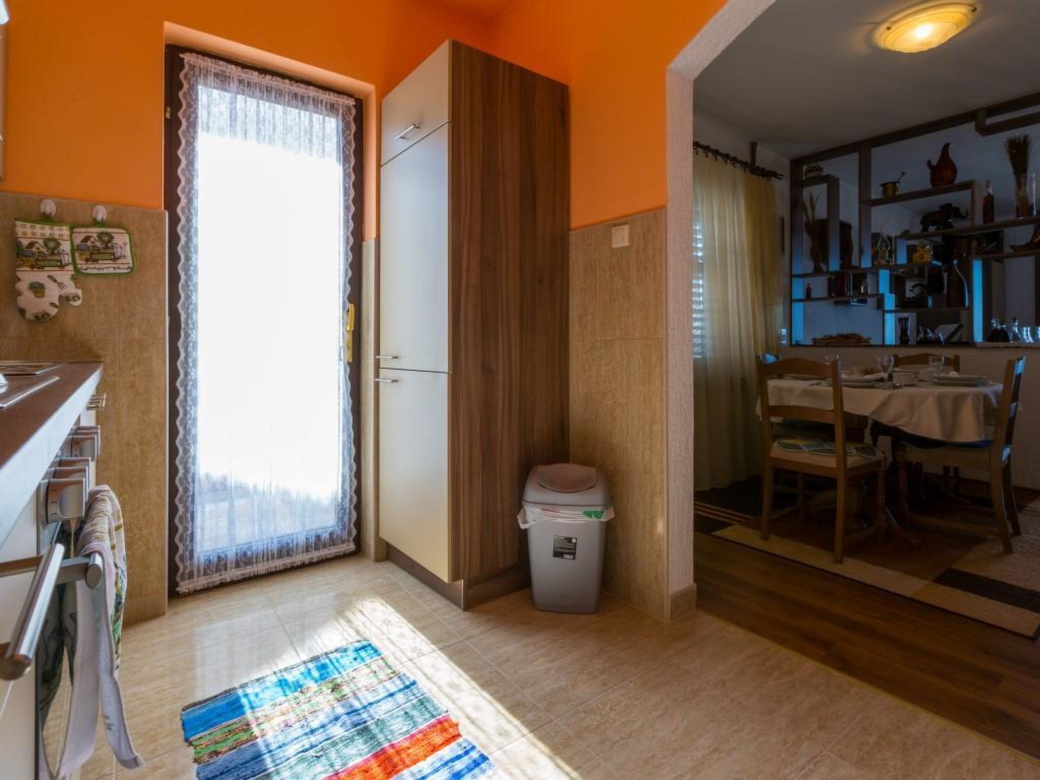 Stupar 2 / HR-09721-02 - Inside