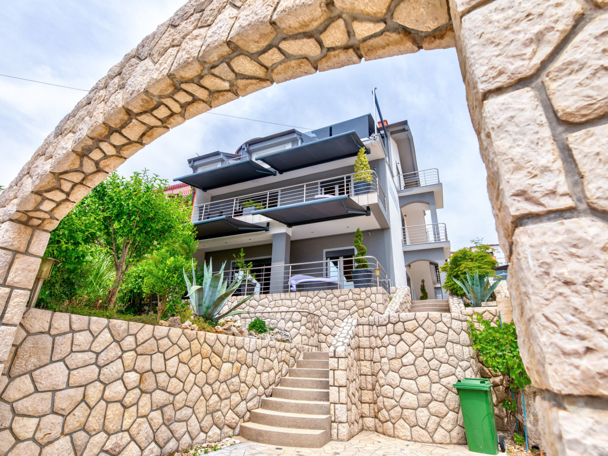 Villa Vivien Apartment 3 / HR-10640-05 - Outside