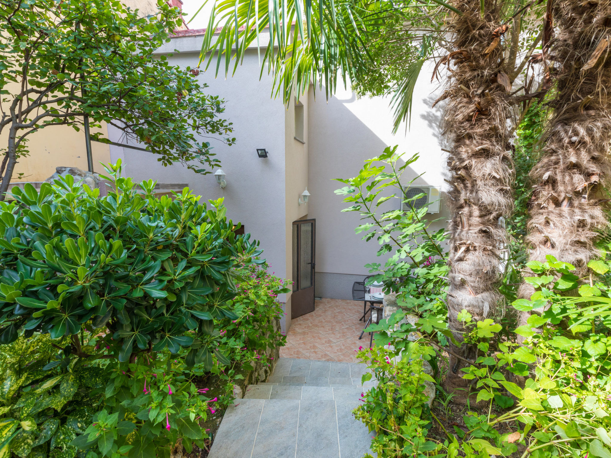 Haus Ivy / HR-08510-01 - Buiten