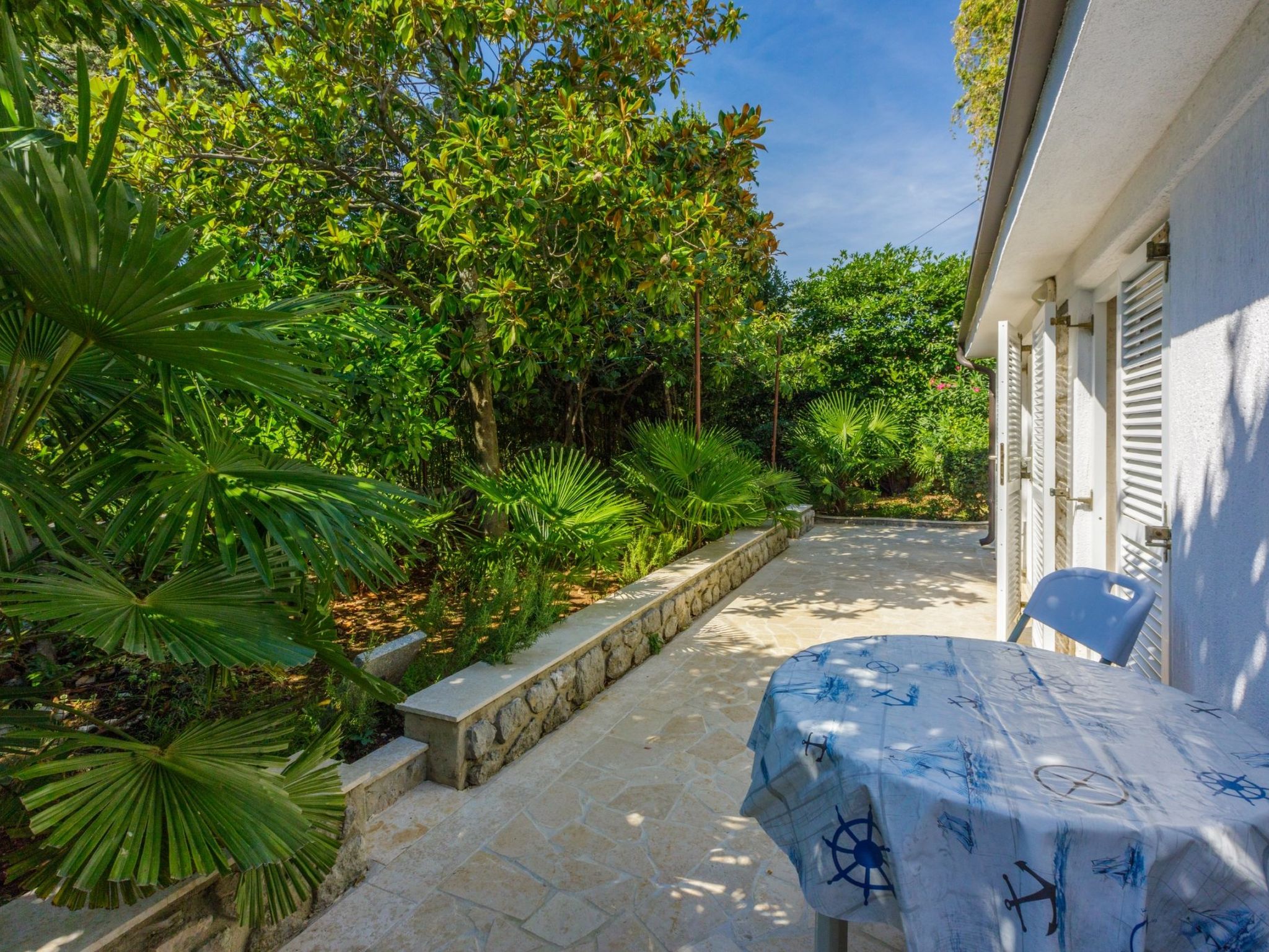 BIBA / HR-10486-01 - Outside