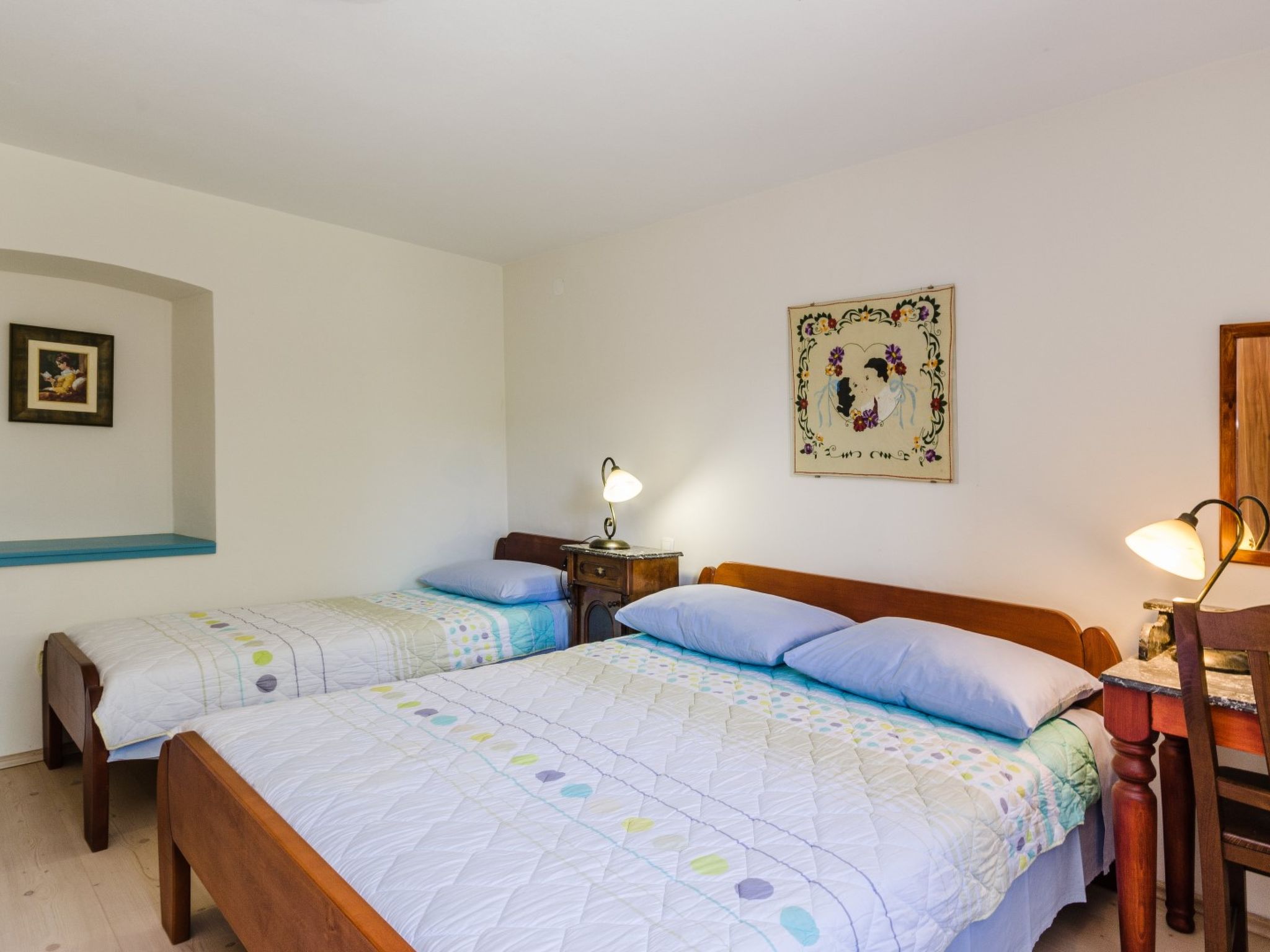 SARAR KOTOR CH / HR-10358-02 - Inside