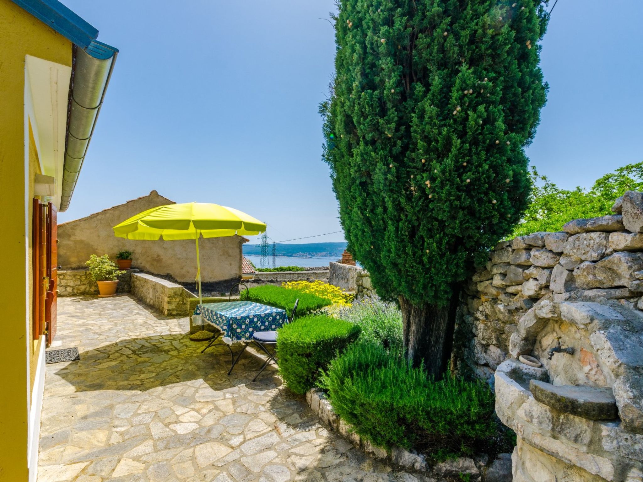 SARAR KOTOR CH / HR-10358-02 - Outside