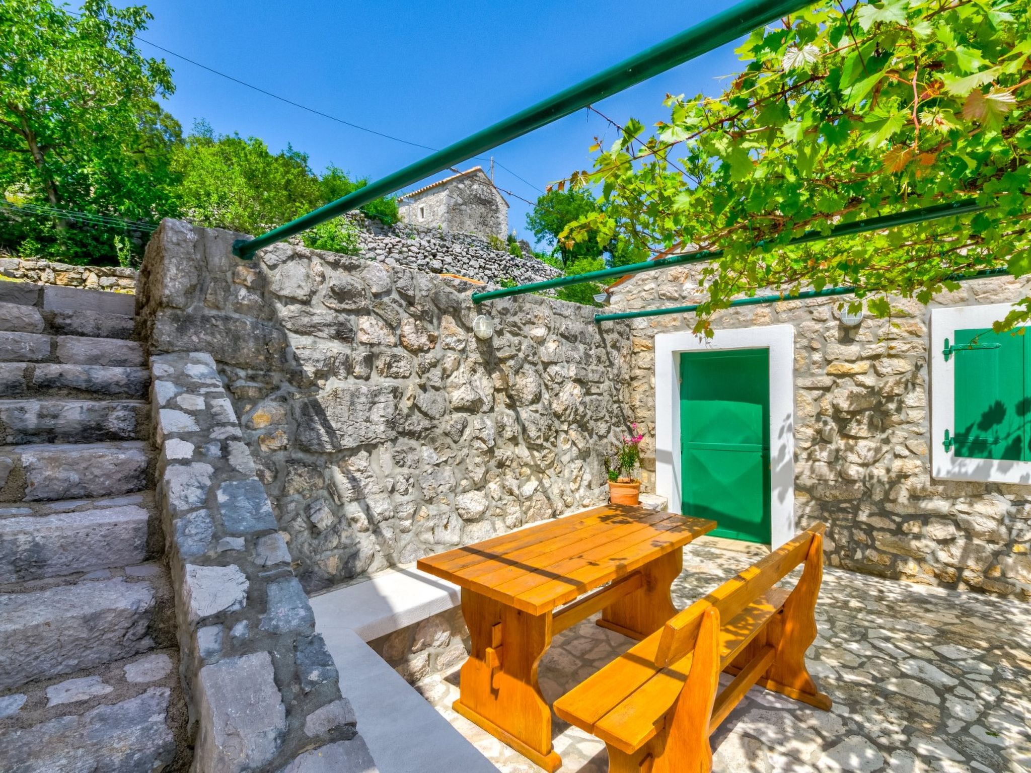 SARAR KOTOR CH / HR-10358-02 - Outside