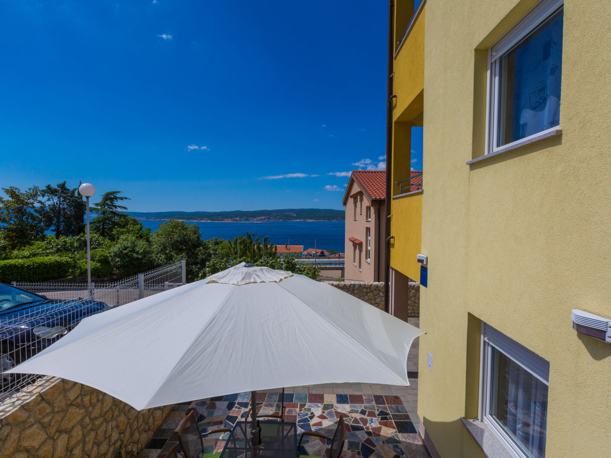 Photo of IVA-BONO 1 / HR-09873-01