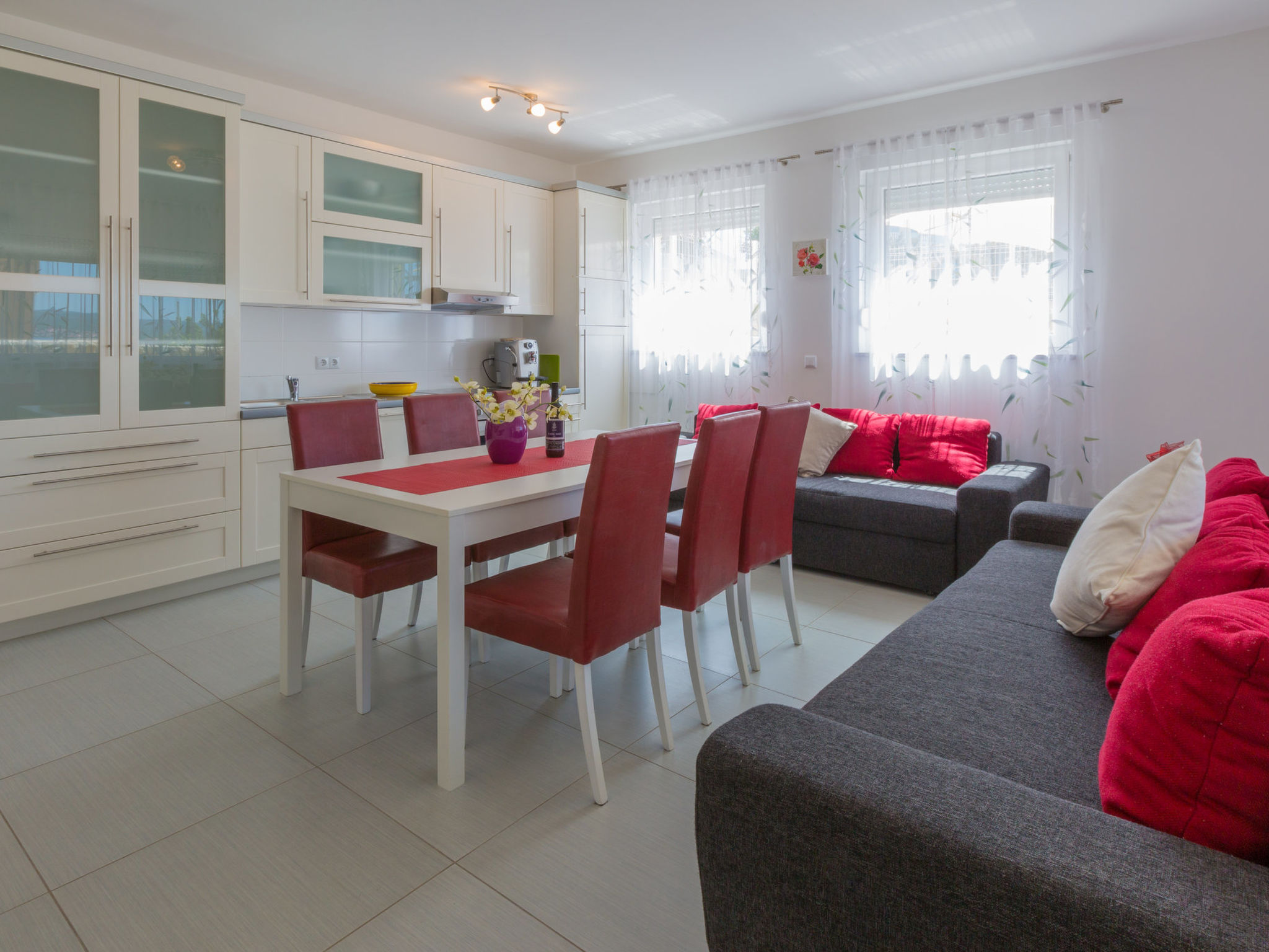 Photo of IVA-BONO 1 / HR-09873-01