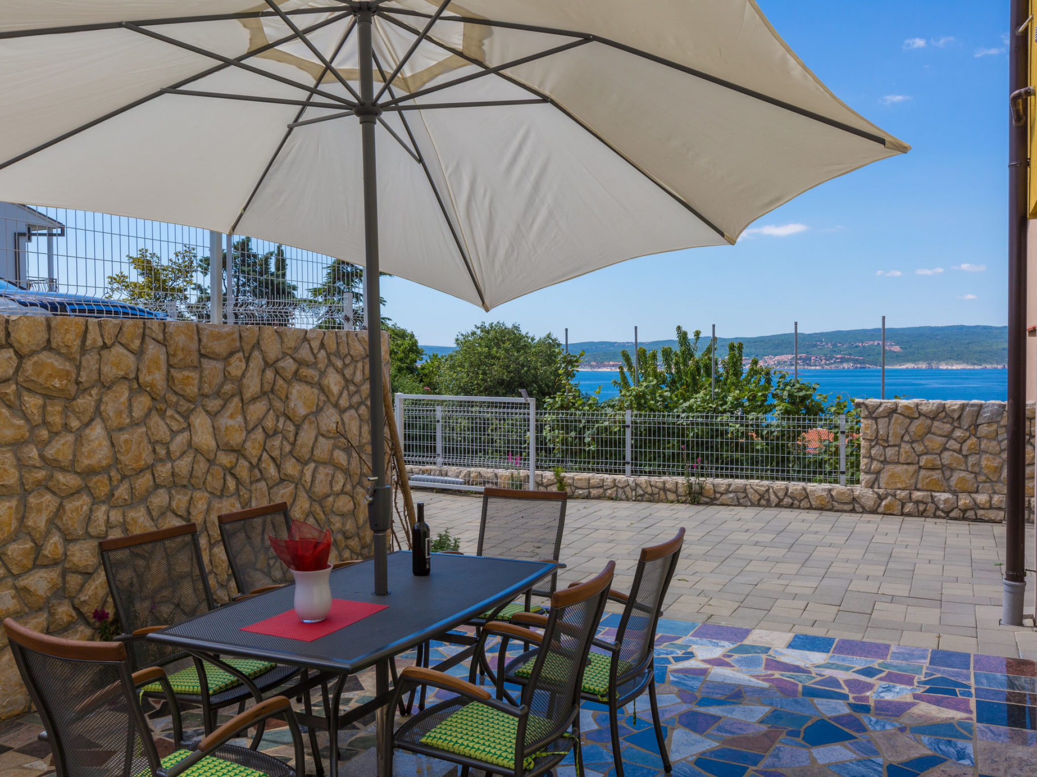 Photo of IVA-BONO 1 / HR-09873-01