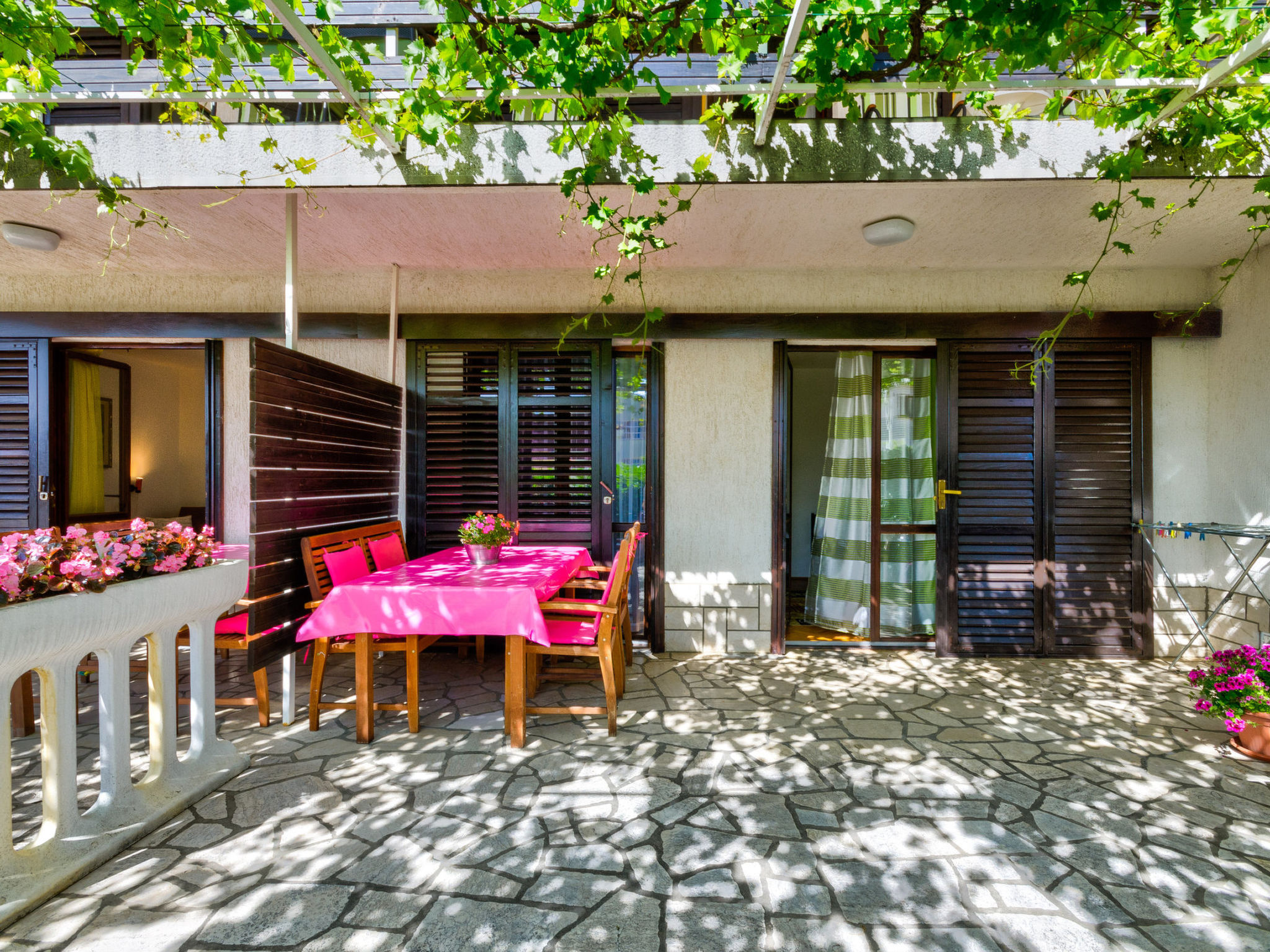 Photo of BRUKETA 3 / HR-08079-03