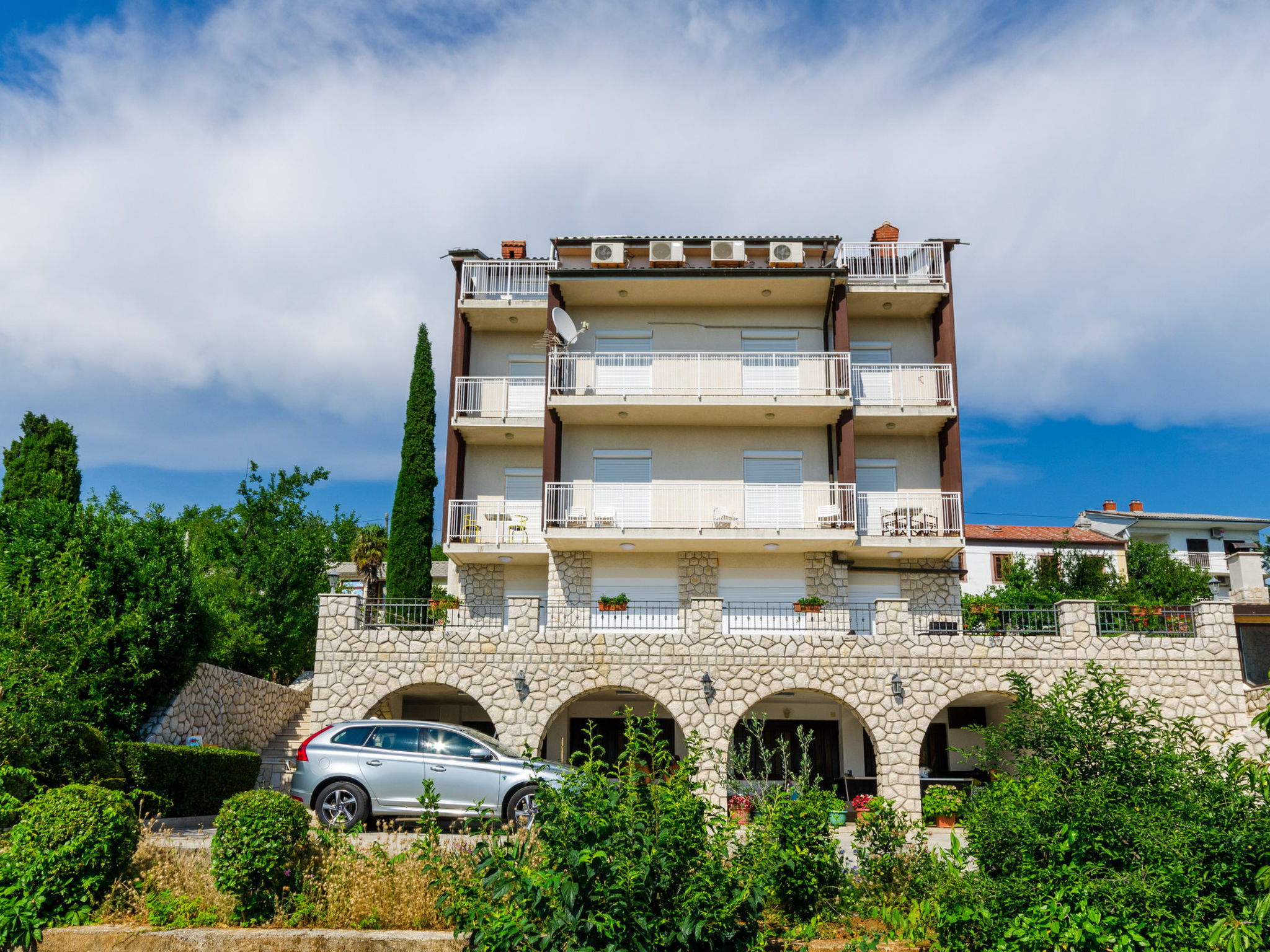 Photo of HR3300.1615.1