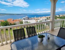 Wohnung mit Terrasse und Meerblick