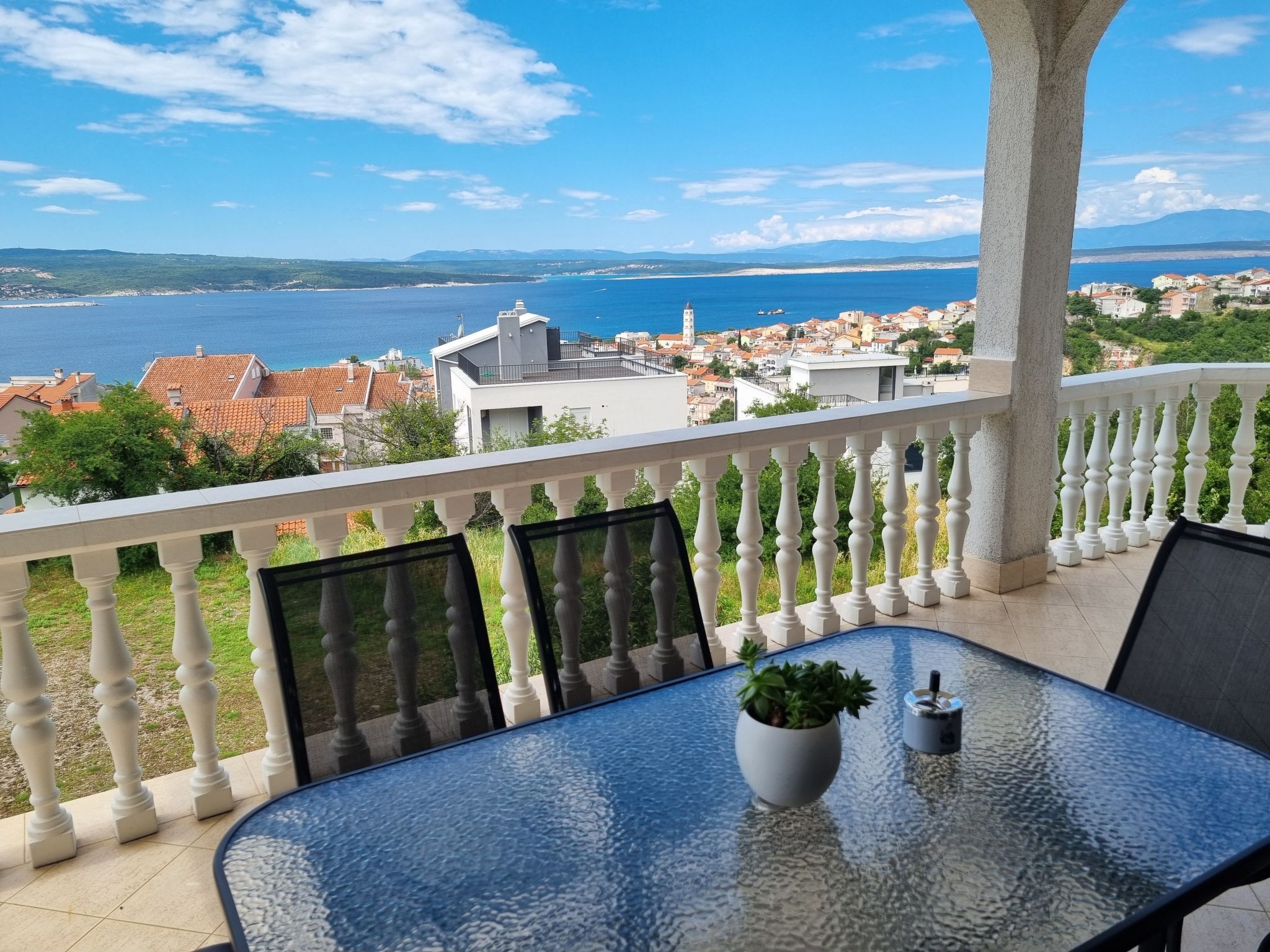 Wohnung mit Terrasse und Meerblick Apartment in Cirkvenica Riviera