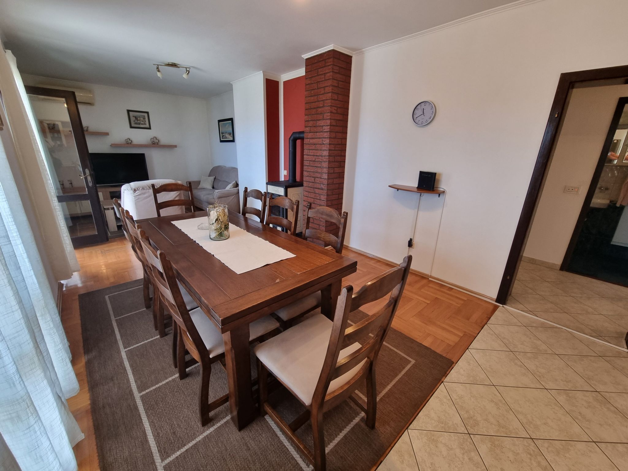 Wohnung mit Terrasse und Meerblick-Dedans