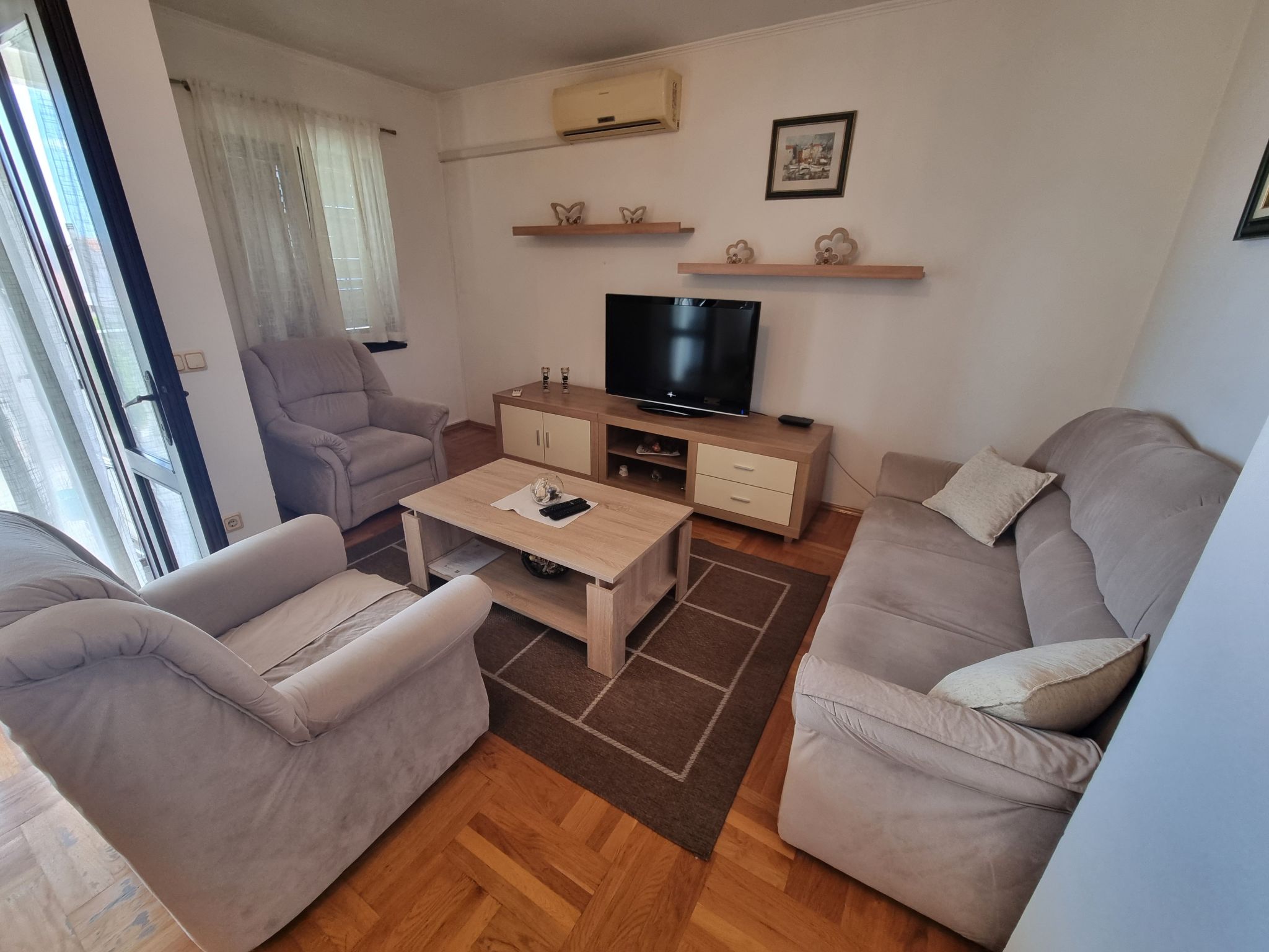 Wohnung mit Terrasse und Meerblick-Dedans