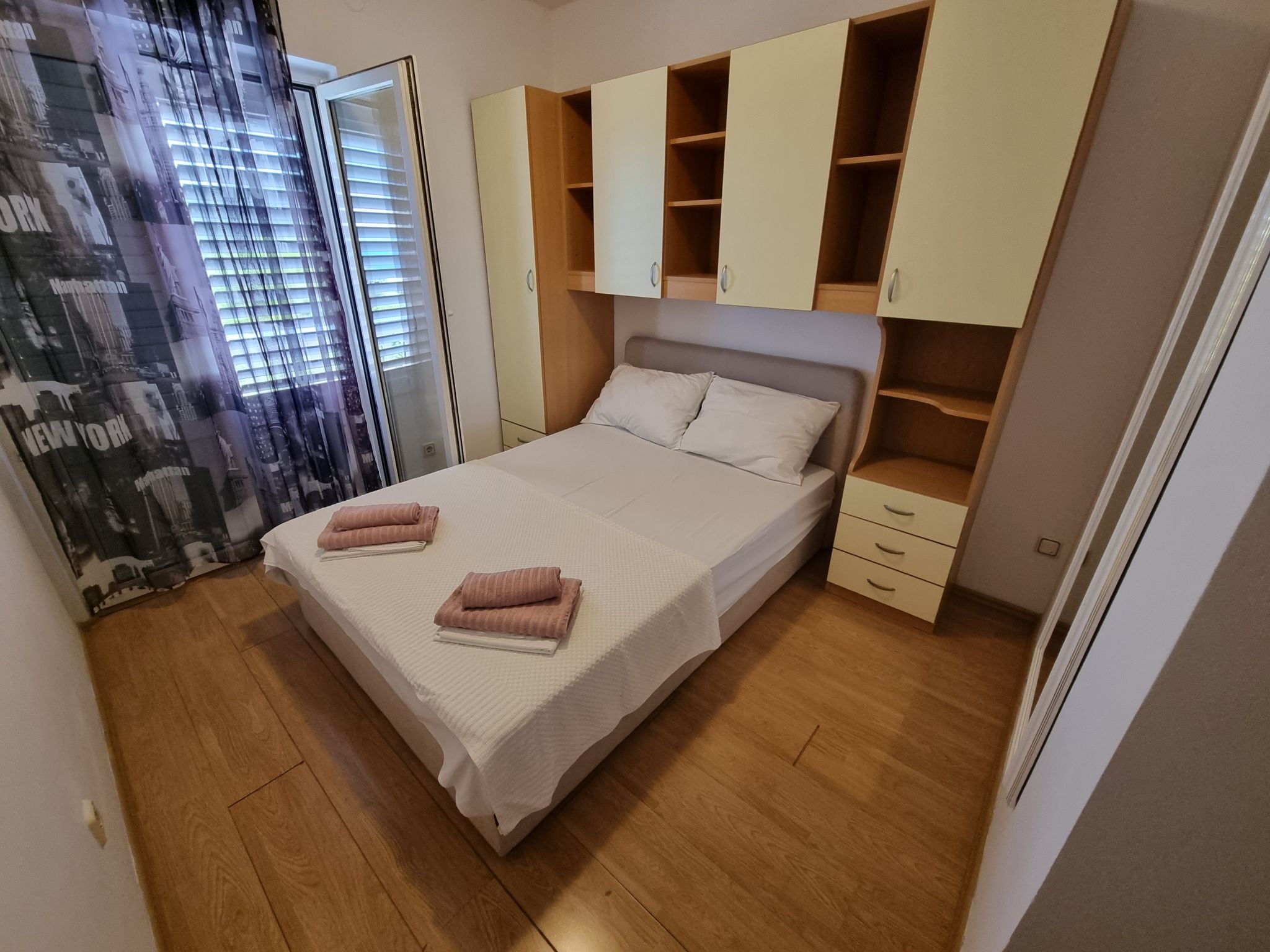 Wohnung mit Terrasse und Meerblick-Dedans