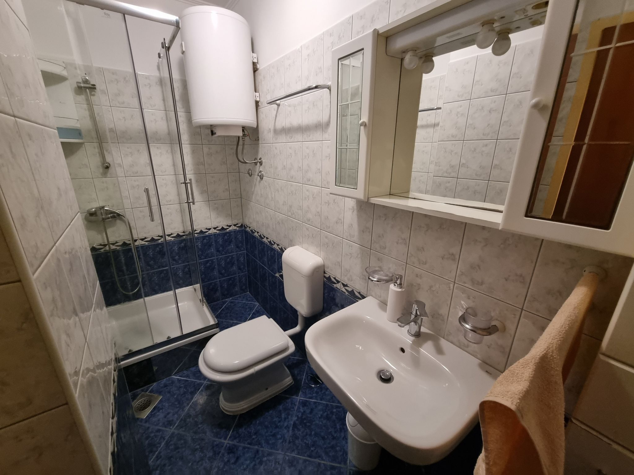 Wohnung mit Terrasse und Meerblick-Dedans