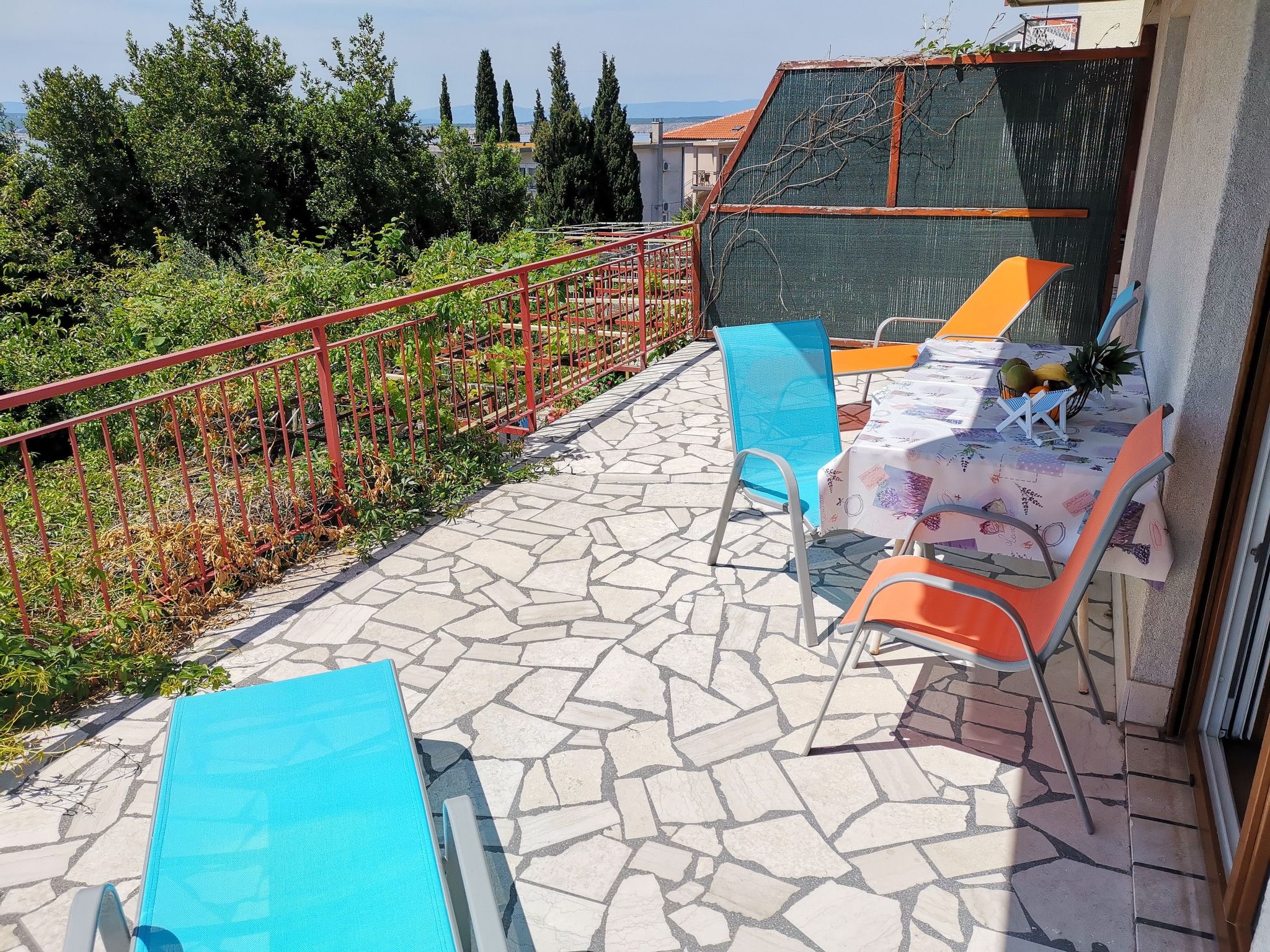 Wohnung für 4 Pers. mit Terrasse-Drinnen