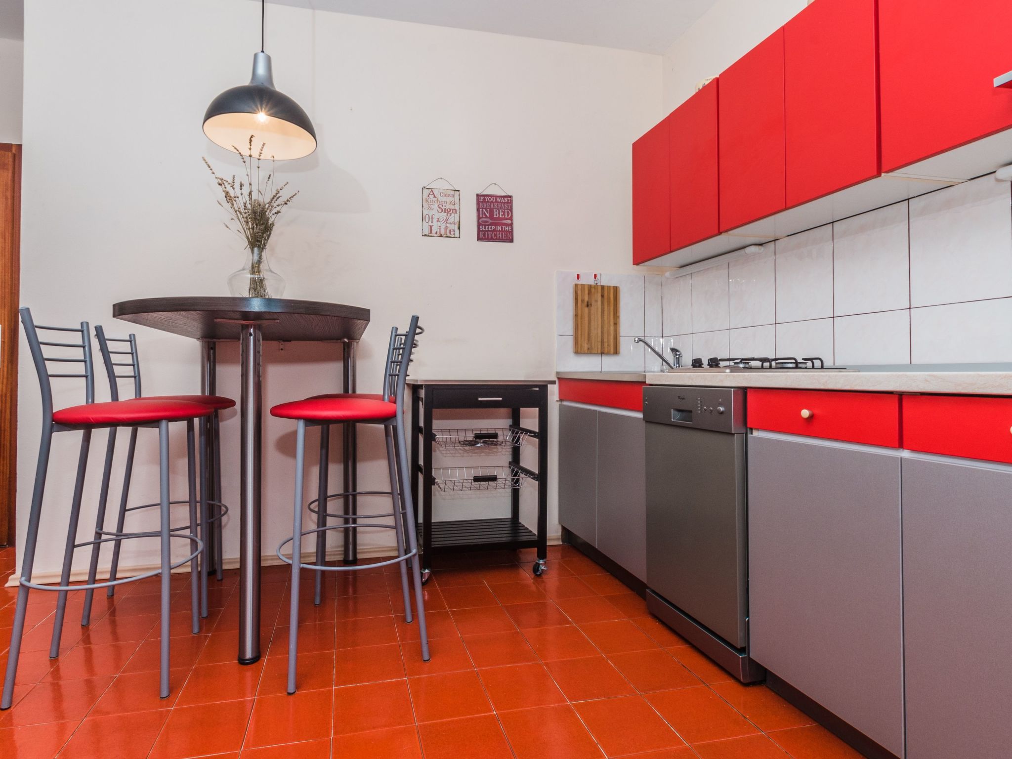 Schöne Erdgeschosswohnung mit Sonnenterrasse-Image-tags.info