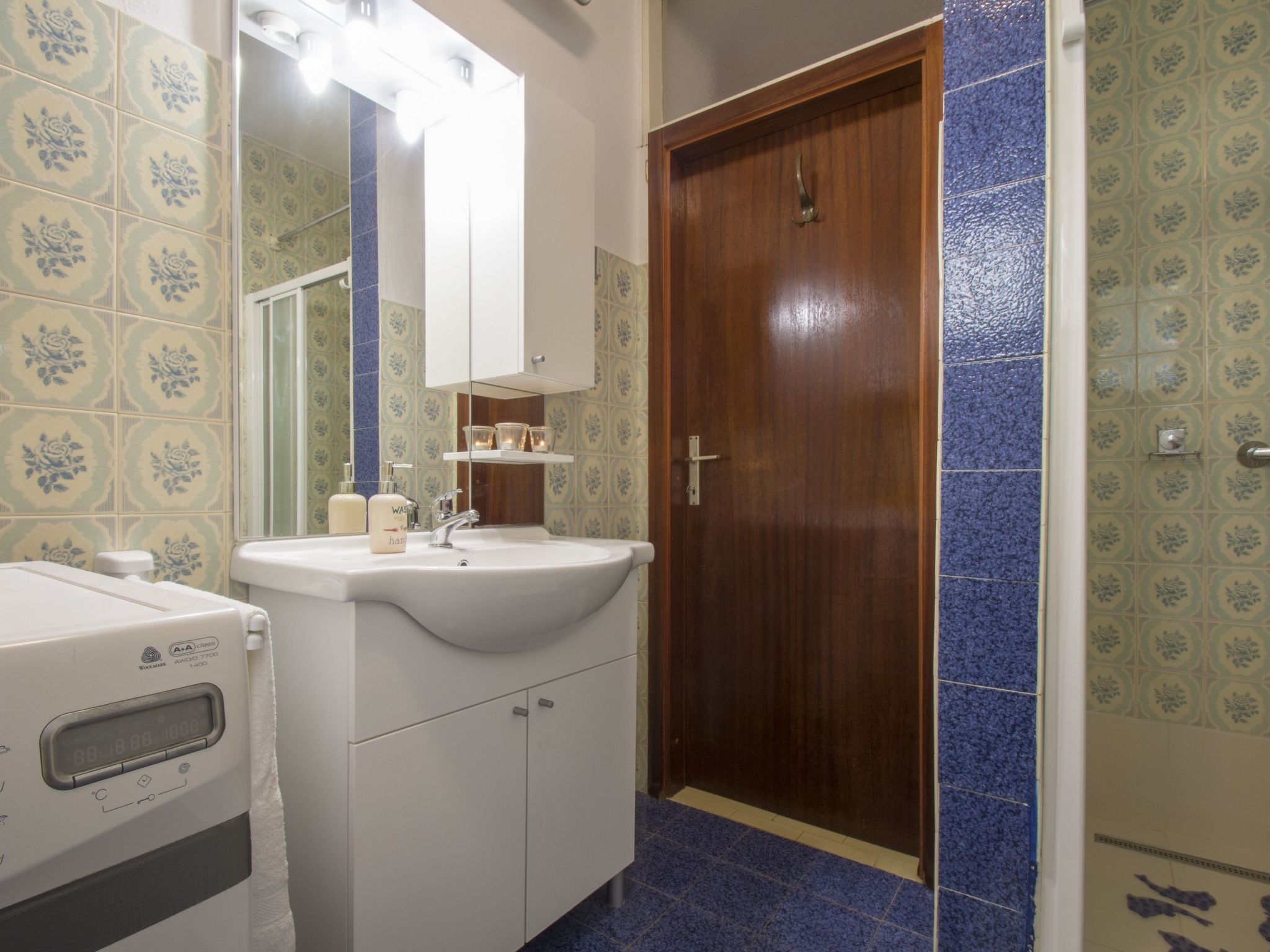 Schöne Erdgeschosswohnung mit Sonnenterrasse-Image-tags.info