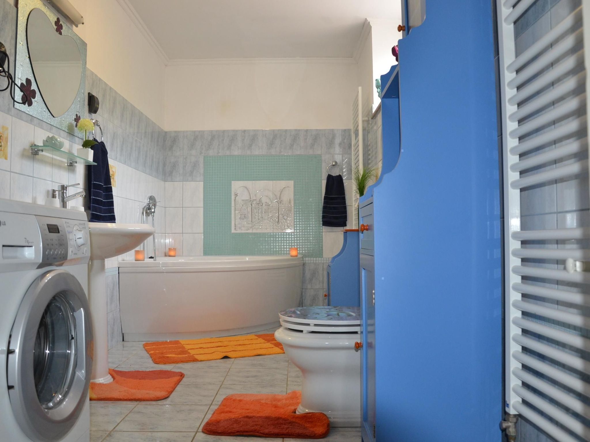 Geräumige Duplexwohnung mit Terrasse und Pool-Binnen