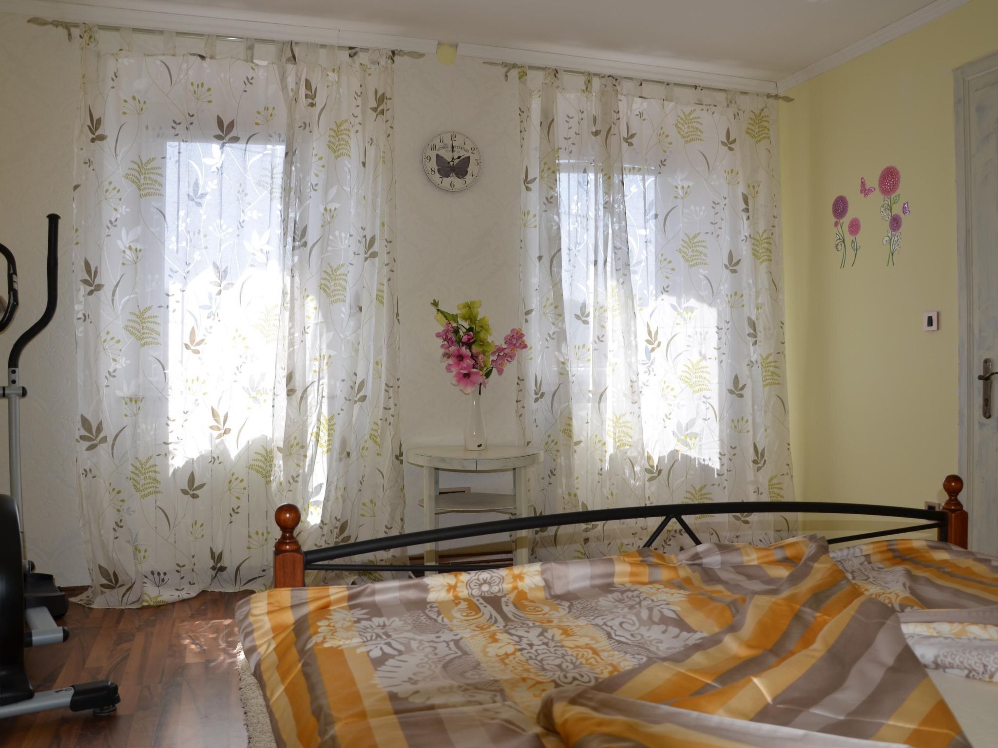 Geräumige Duplexwohnung mit Terrasse und Pool-Binnen