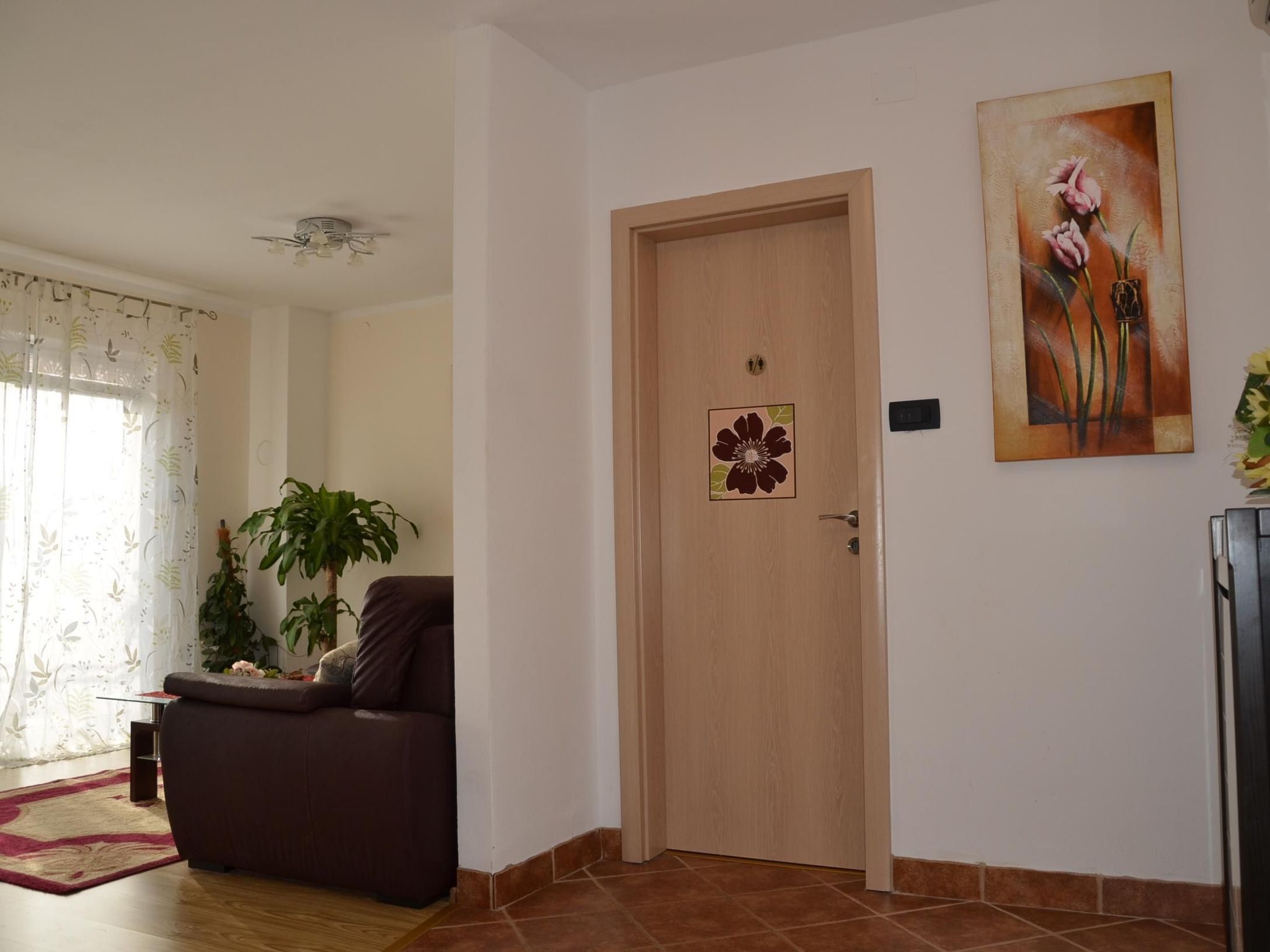 Großes Ferienhaus mit eigenem Pool und Terrasse-Binnen