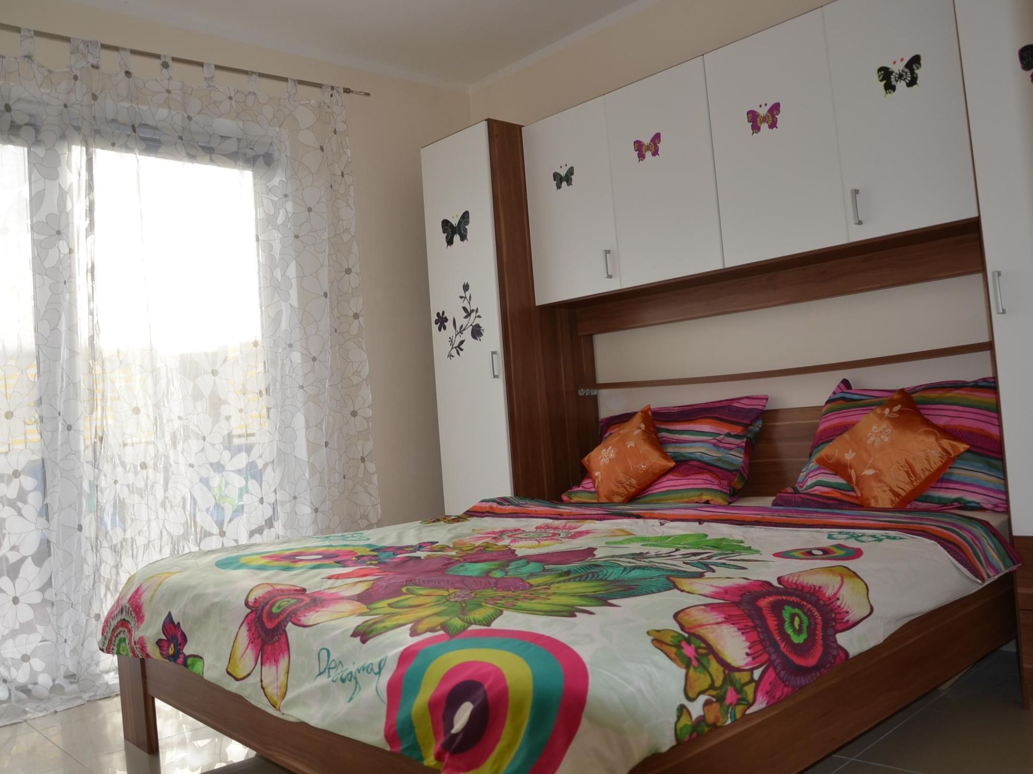 Großes Ferienhaus mit eigenem Pool und Terrasse-Binnen