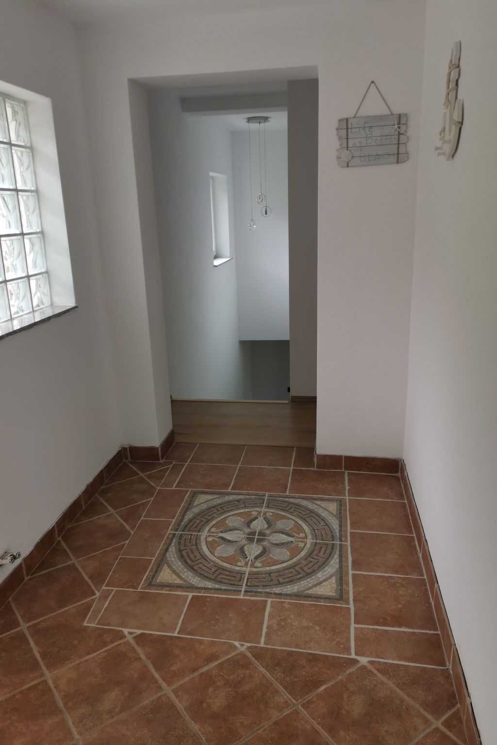 Großes Ferienhaus mit eigenem Pool und Terrasse-Binnen