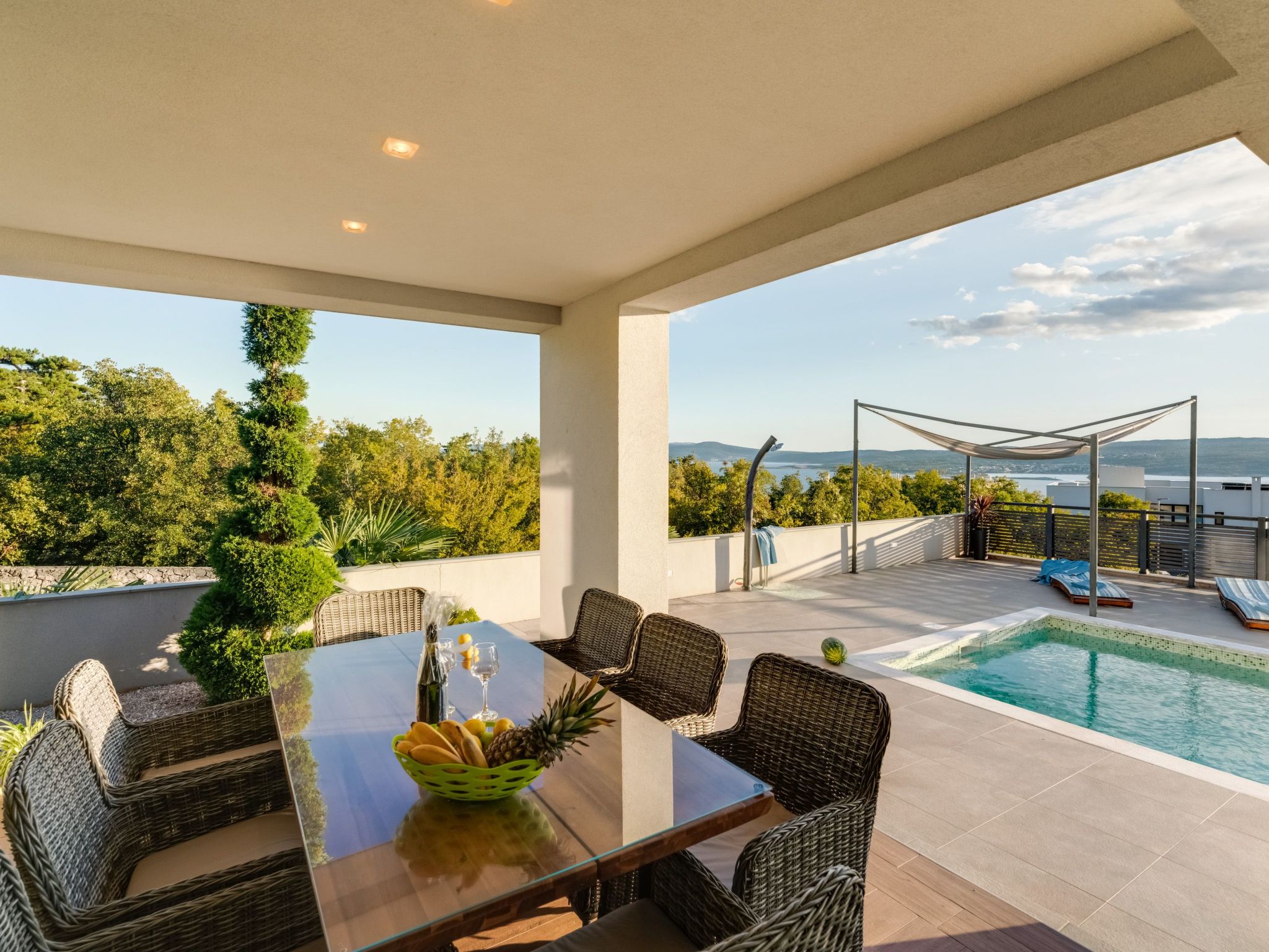 Villa "View" mit Blick auf das Wasser-Image-tags.info