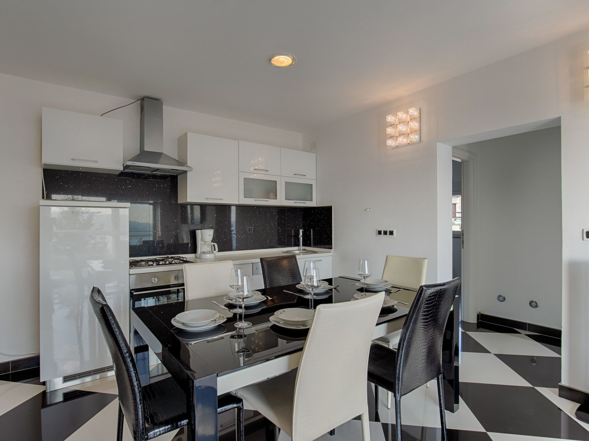 Villa mit Pool und schönem Meerblick-Image-tags.info