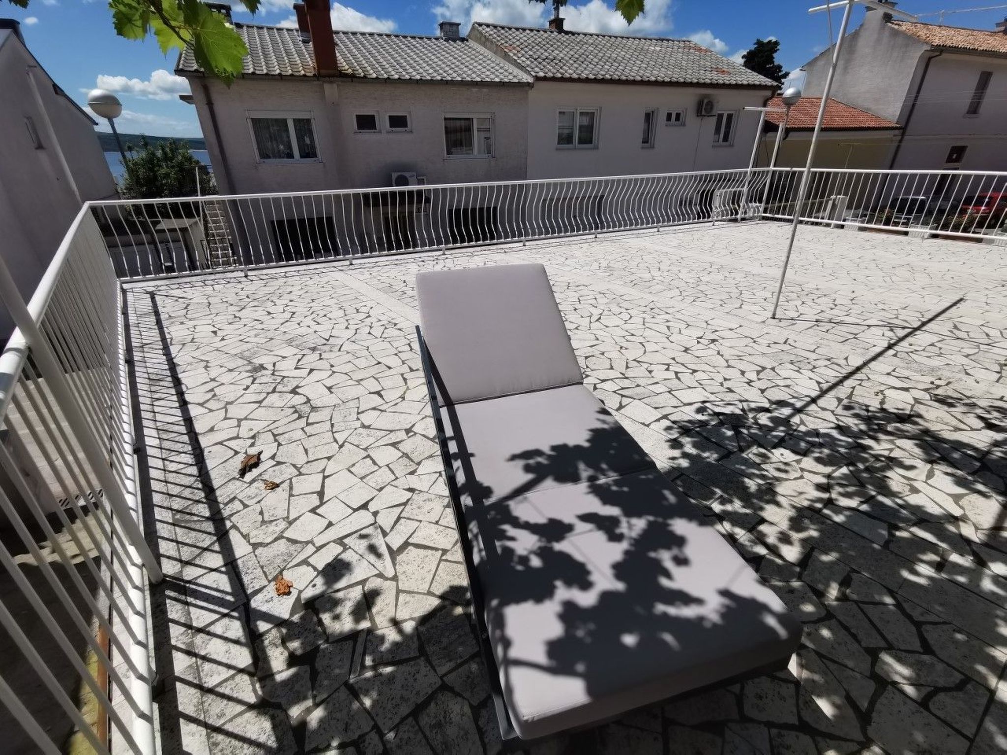 Schönes Appartement mit Terrasse-Binnen