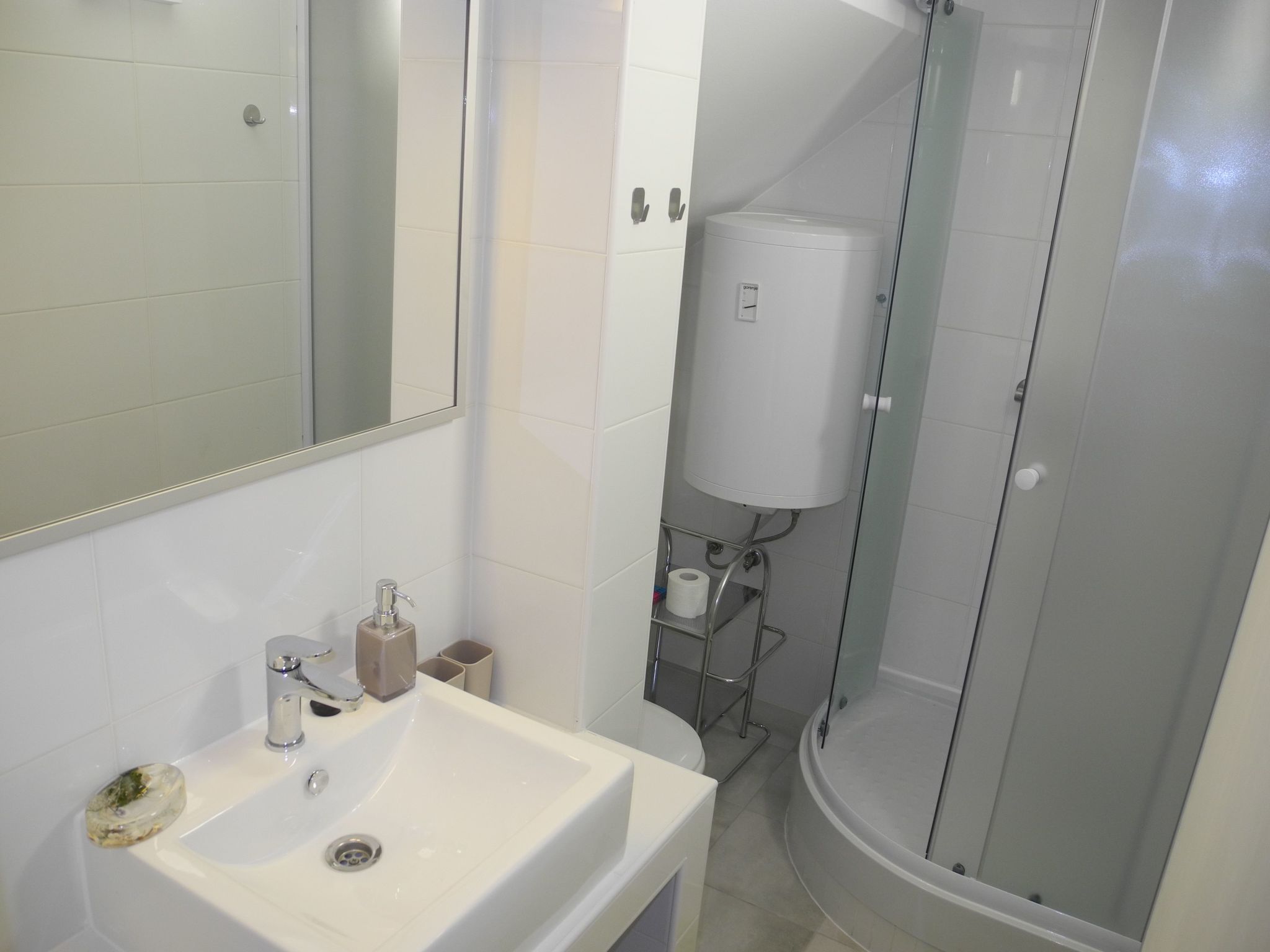 Appartement für 2-3 Personen mit Balkon-Binnen