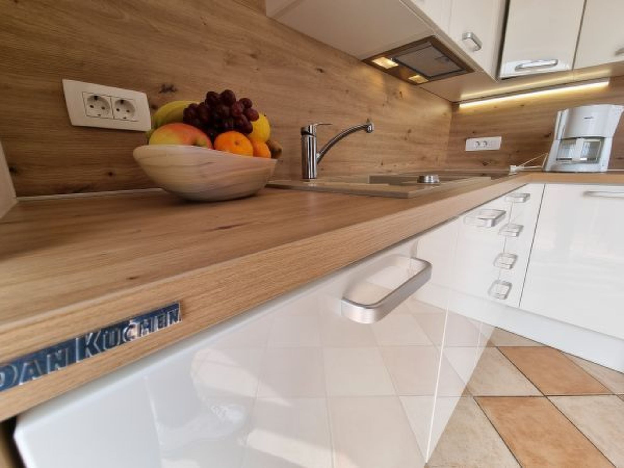 Wohnung mit Balkon, tolle Lage-Binnen