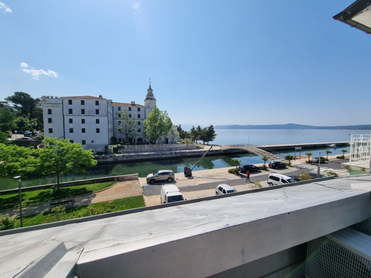 Wohnung In Toller Lage, 50m Vom Strand Entfernt - Crikvenica