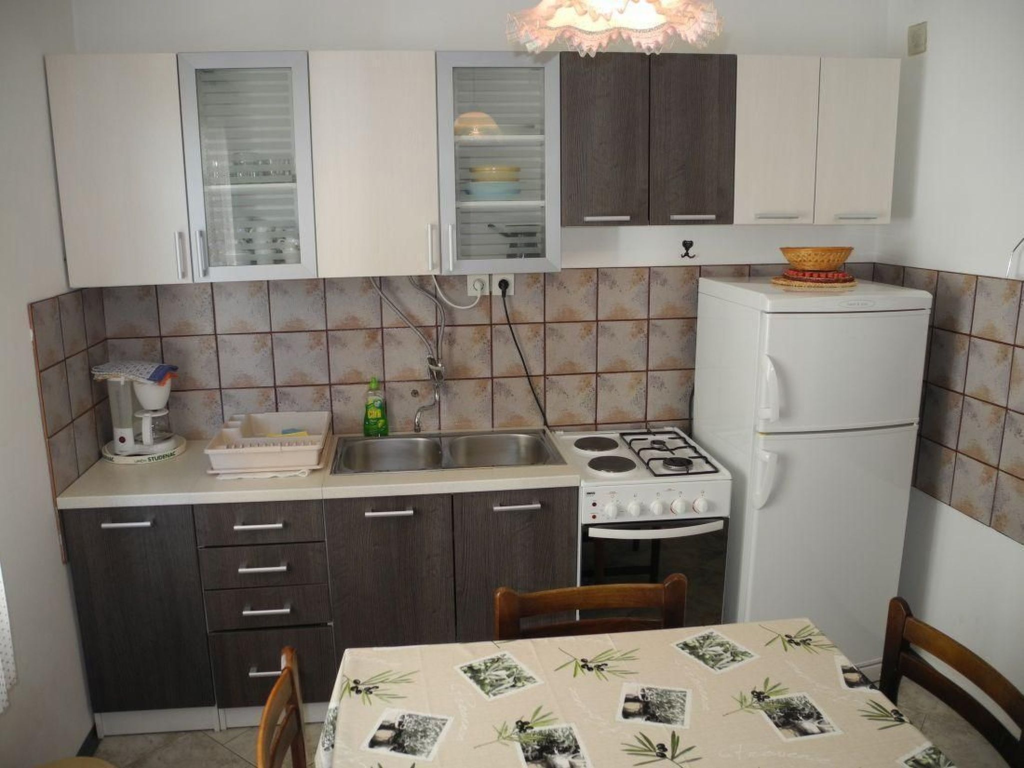 Appartement mit Balkon und Meerblick-Dedans