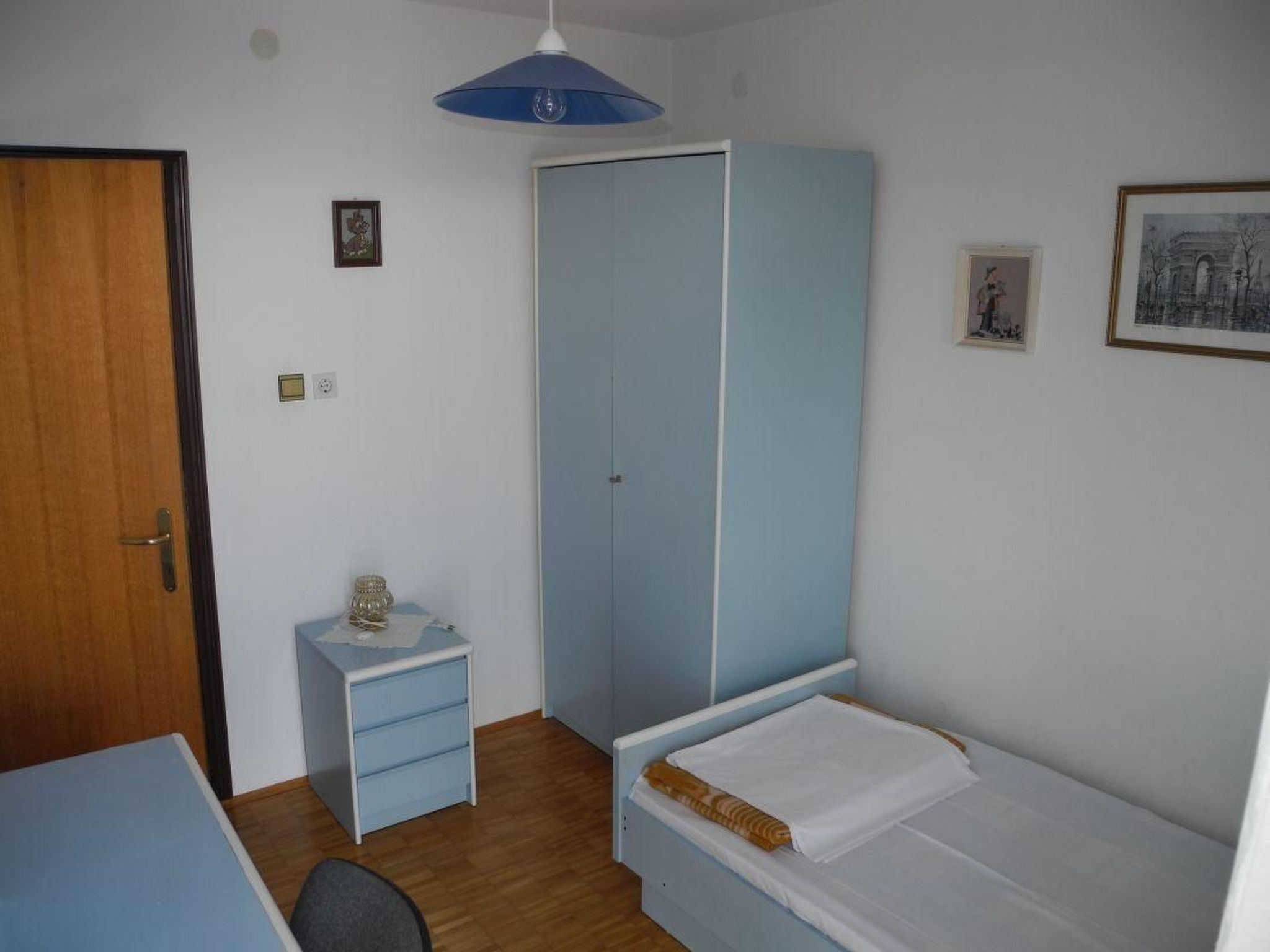 Appartement mit Balkon und Meerblick-Dedans