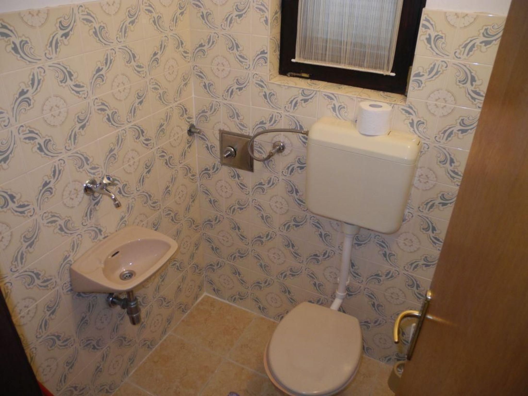 Appartement mit Balkon und Meerblick-Dedans