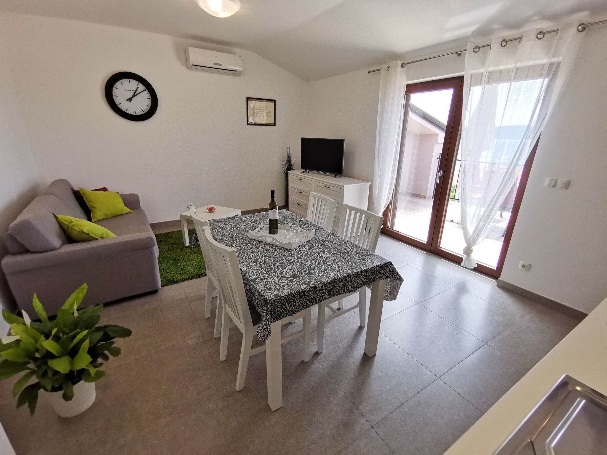 Wohnung in Crikvenica mit Terrasse und Meerblick-Drinnen