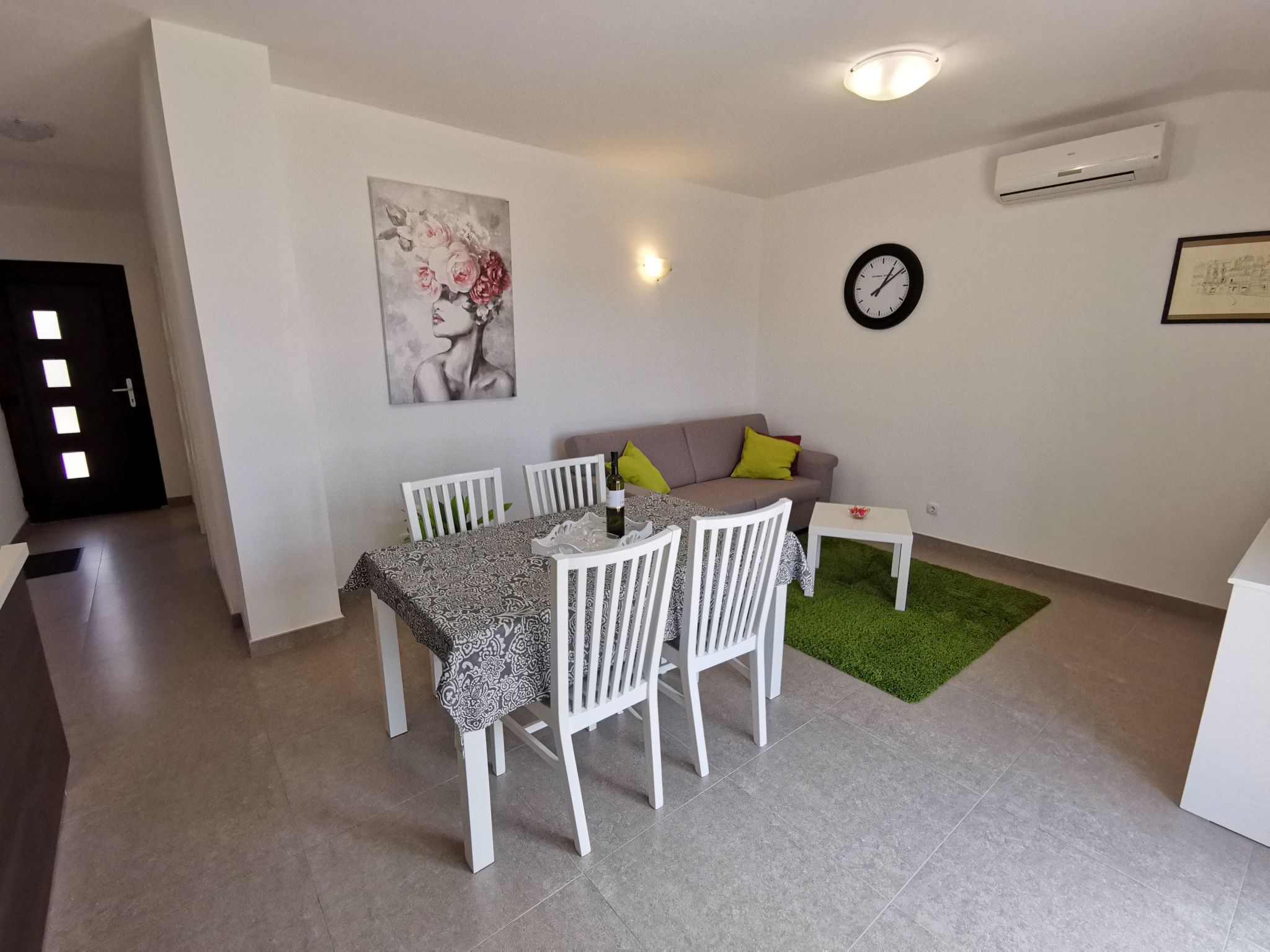 Wohnung in Crikvenica mit Terrasse und Meerblick-Drinnen