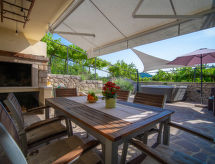 Sfeervolle twee-onder-een-kapwoning met bubbelbad nabij Crikvenica - thumbnail 2