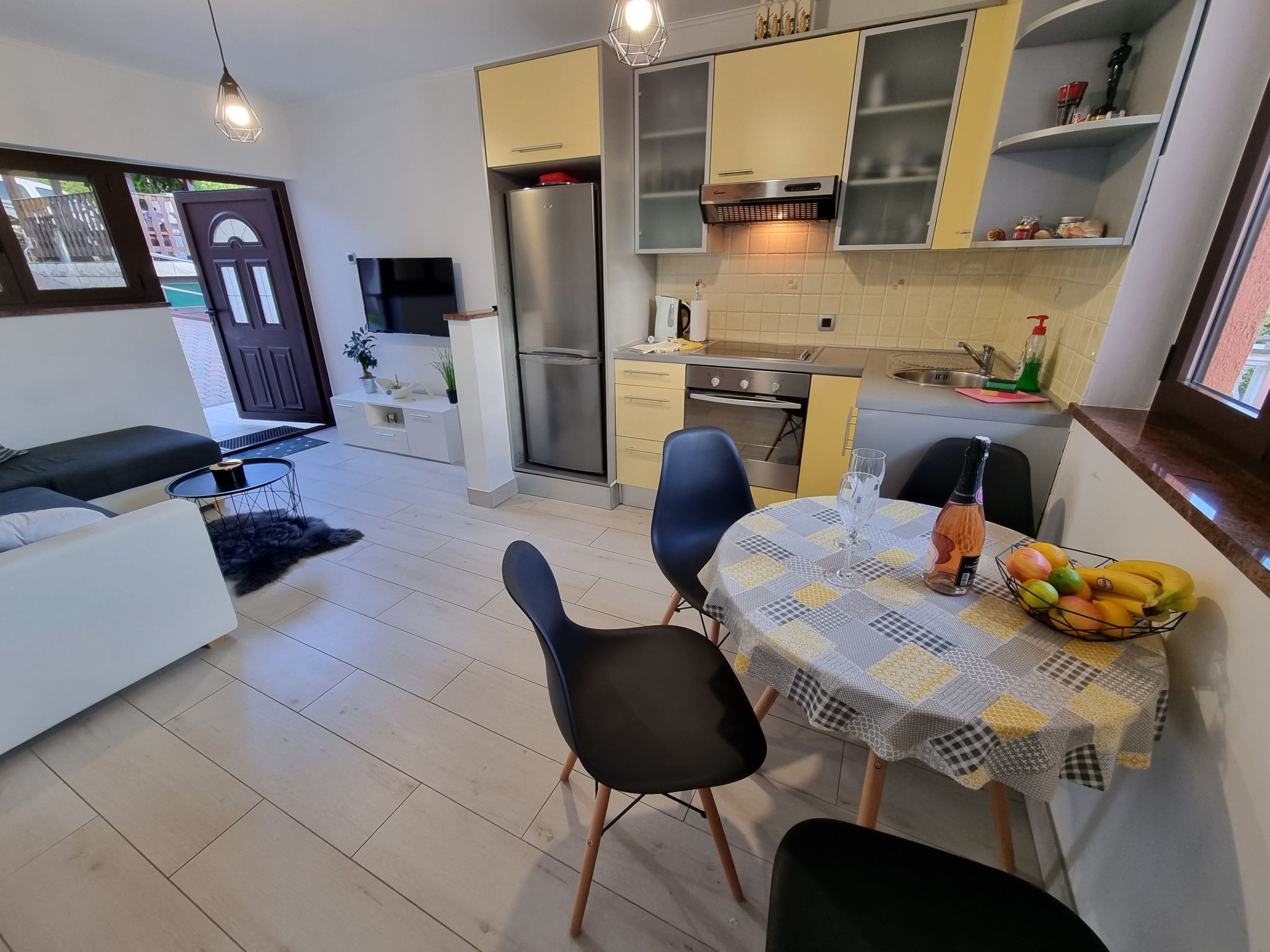 Wohnung in Crikvenica für 4 Personen mit Terrasse-Binnen