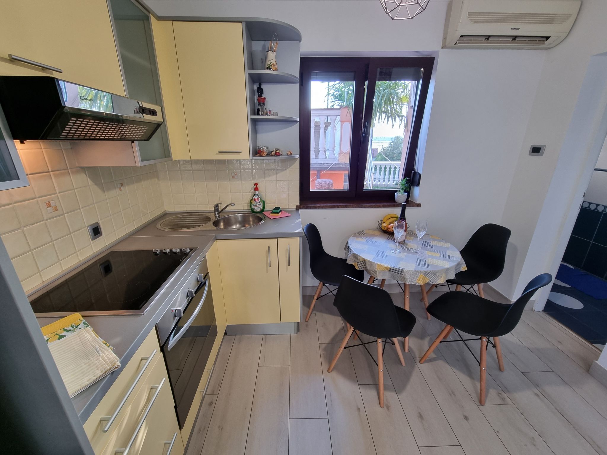 Wohnung in Crikvenica für 4 Personen mit Terrasse-Binnen