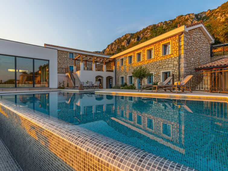 Photo of Vila 72
