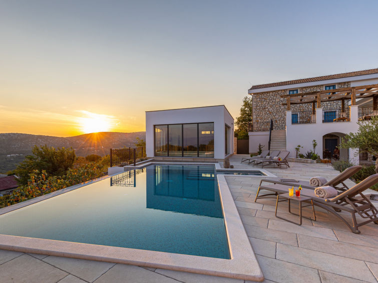 Photo of Vila 72
